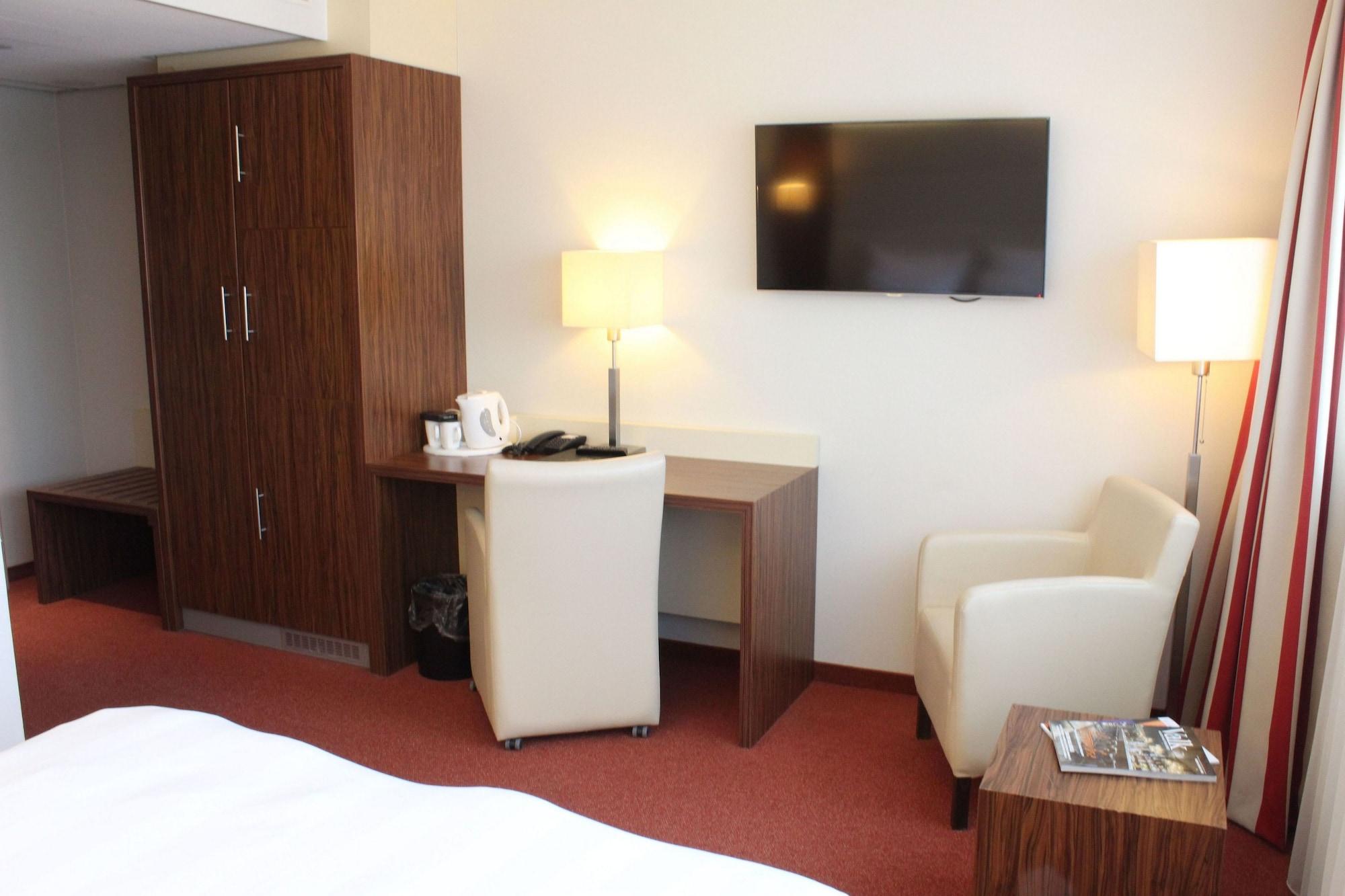 Van Der Valk Hotel Rotterdam - Blijdorp Dış mekan fotoğraf